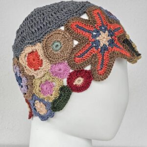 Alternative view of Ručno heklana lanena kapa "Morska Zvijezda"