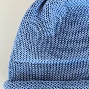 Alternative view of Ručno pletena šarena kapa za bebe